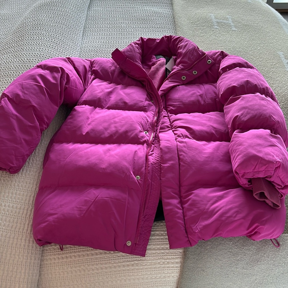 Oversized puffer